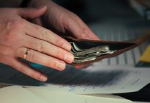 Более 53 тысяч британских предприятий находятся под угрозой банкротства
