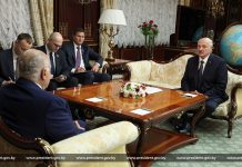Александр Лукашенко встретился с государственным министром, министром иностранных дел, по делам национальных общин за рубежом и африканских дел Алжира Ахмедом Аттафом