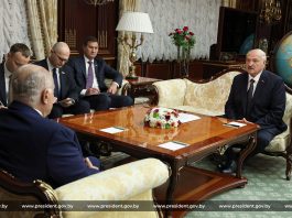 Александр Лукашенко встретился с государственным министром, министром иностранных дел, по делам национальных общин за рубежом и африканских дел Алжира Ахмедом Аттафом