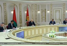 Александр Лукашенко встретился с губернатором Архангельской области России Александром Цыбульским