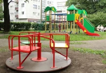 В Минской области за семь месяцев установили более 90 игровых и спортивных площадок от ЖКХ