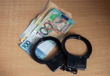 Злоупотребляя служебными полномочиями, похитила свыше 15 тыс. рублей: прокуратура Мядельского района поддержала гособвинение в суде