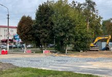 Фотофакт: на участке ул. Строителей началась подготовка основания под укладку асфальта