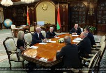 Александр Лукашенко встретился с представителями команды Президента США Дональда Трампа во главе со спецпосланником США по Беларуси Джоном Коулом