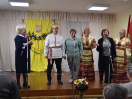Два города на Березине: работников Борисовского филиала УП «Светоприбор» ОО «БелТИЗ» с праздником поздравили коллеги из Бобруйска