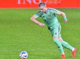 Футбол: Никита Нескоромный отработал от звонка до звонка