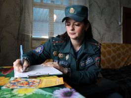 Спасатели проверили состояние печного оборудования и электропроводки в домовладениях борисовчан Спасатели проверили состояние печного оборудования и электропроводки в домовладениях борисовчан