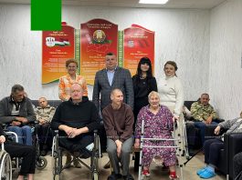 Каравай с областных Дожинок отправился в Борисовский социальный пансионат «Юзефово»