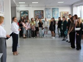 «Борисовская радуга – 2026»: выставка учащихся и педагогов детской художественной школы им. А.А. Аникейчика открылась в Борисове