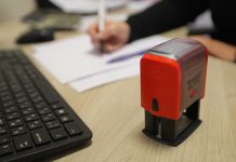 Составлял фиктивные акты за несуществующий ремонт: прокуратура Воложинского района поддержала гособвинение в суде
