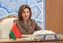 Наталья Качанова поздравила учителей, преподавателей и ветеранов педагогического труда с Днем учителя