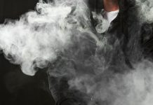 Не просто «вредная привычка»: почему курение и вейпинг особенно опасны для подростков