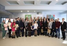 «Под покровом единства: от крепкой семьи к сильной стране»