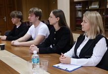 На диалоговой площадке в редакции поговорили о безопасности подростков в интернете