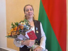 Орден Матери получили 37 представительниц Минской области. Среди них — борисовчанка Наталья Опрышко
